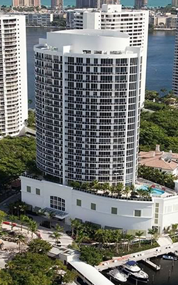 Bellini Williams Island